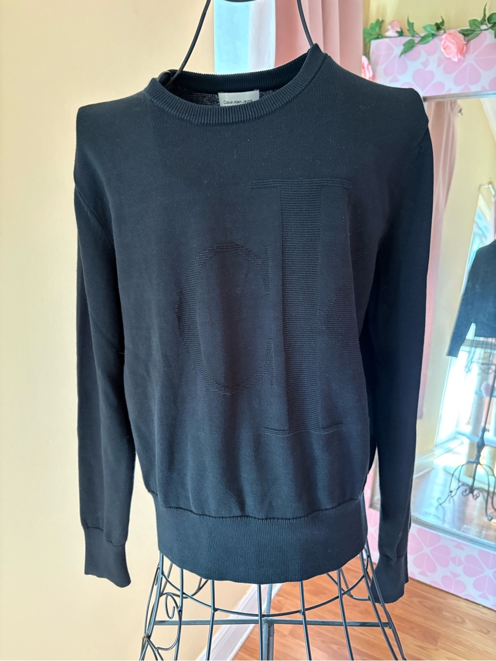 Calvin Klein sweater Black Crewneck Sweatshirt with Subtle Logo